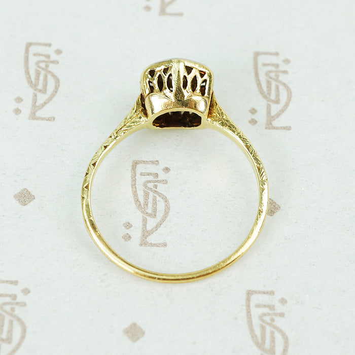 1920's yellow gold filigree diamond ring side view
