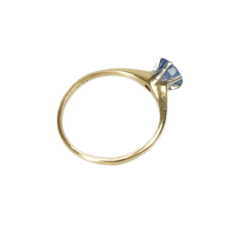 Beautifully Blue Classic Vintage Sapphire Solitaire - Gem Set Love