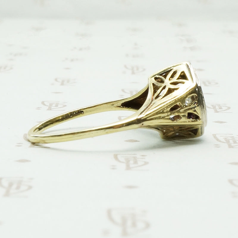 Yellow Gold Filigree Diamond Ring c1920