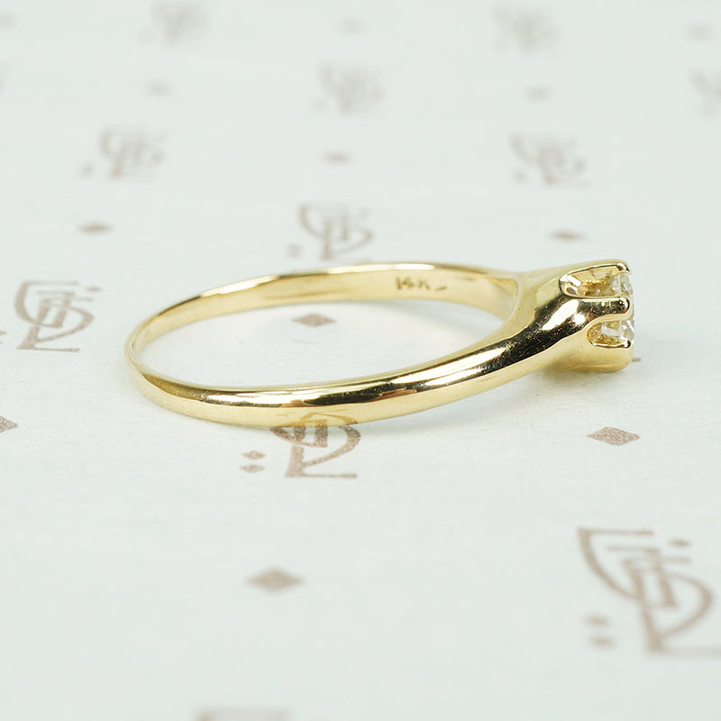 14k yellow gold diamond solitaire