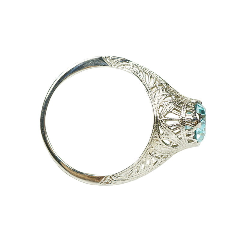Deco White Gold Filigree Ring with Natural Blue Zircon